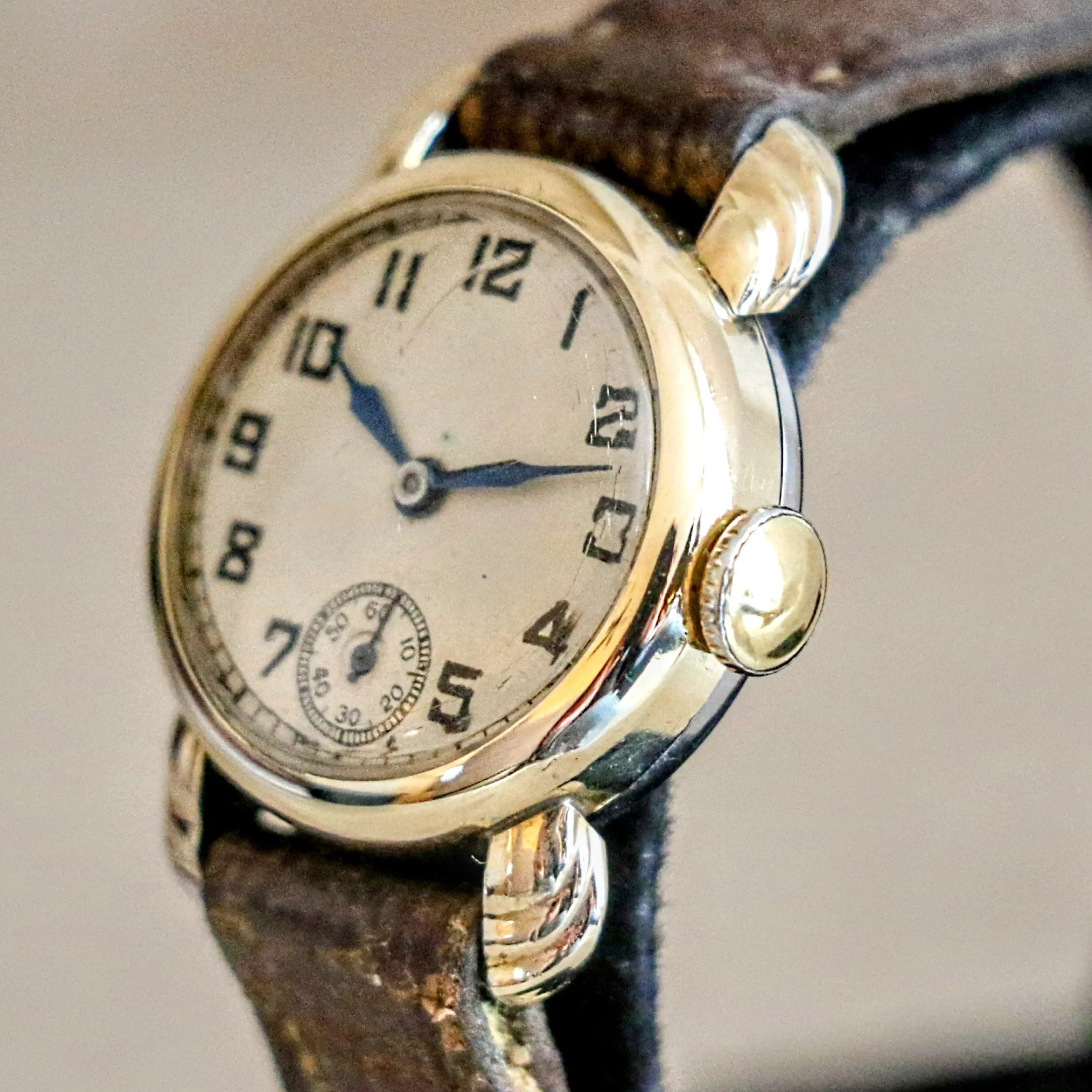 GRUEN Guild "Boys Watch" Cal. 705 17 Jewels 25mm Swiss Made Wristwatch