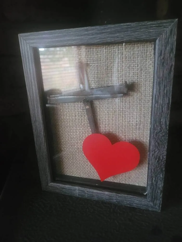 Home Decor - LED frame - crucifixion heart